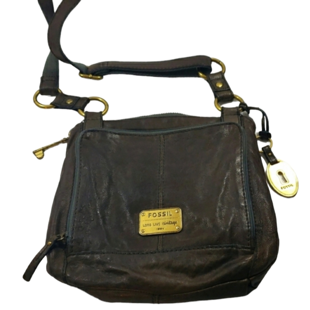 Fossil 1954 long live vintage crossbody leather bag.